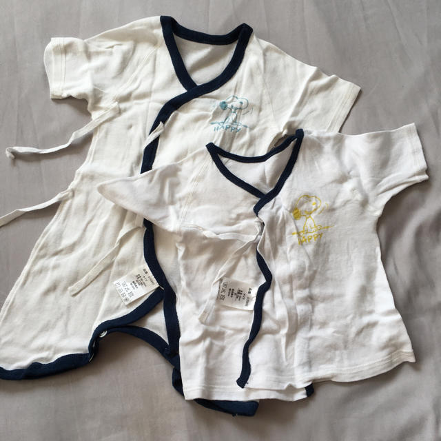 SNOOPY(スヌーピー)のスヌーピー新生児下着 4枚セット キッズ/ベビー/マタニティのベビー服(~85cm)(肌着/下着)の商品写真