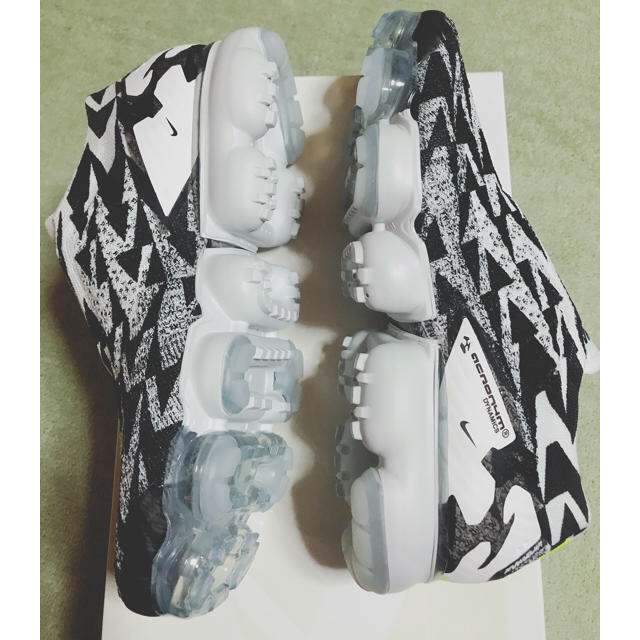 NIKE(ナイキ)のNIKElab × acronym AIR VAPORMAX MOC2 メンズの靴/シューズ(スニーカー)の商品写真