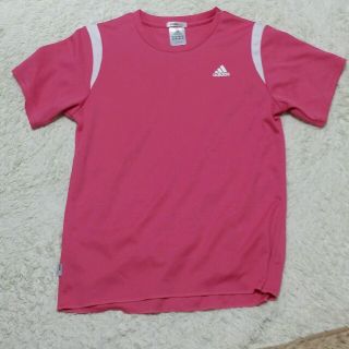 アディダス(adidas)のadidas ピンクTシャツ(Tシャツ(長袖/七分))