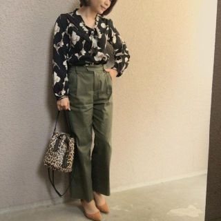 イッツデモ(ITS'DEMO)の花柄ブラウス 花柄 OL 春 ZARA 好きさんへおすすめ♪(シャツ/ブラウス(長袖/七分))