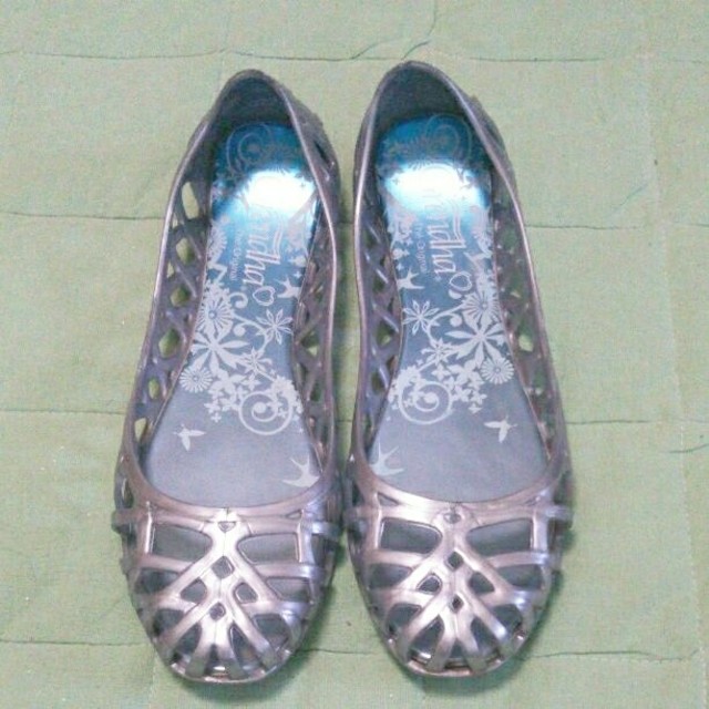 grendha(グレンダ)のGrendha ラバーフラットシューズ レディースの靴/シューズ(サンダル)の商品写真