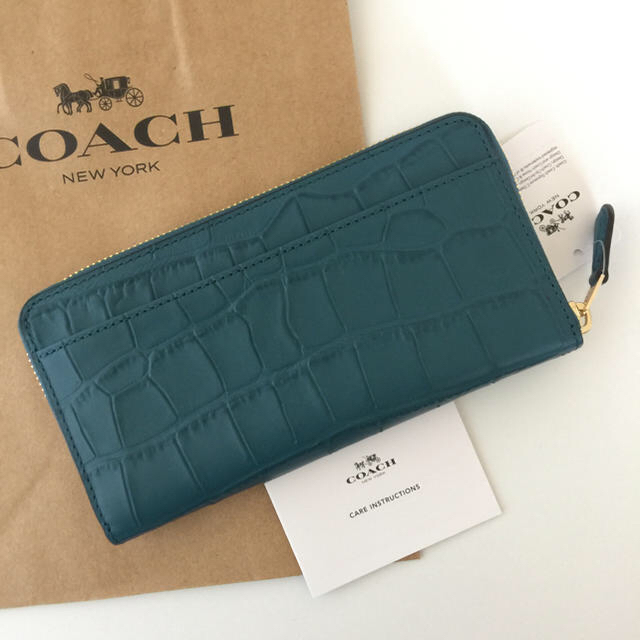 【新品】COACH★人気のクロコレザー 定価5.0万円　長財布 ダークグリーン