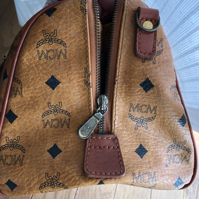 MCM(エムシーエム)の正規品 MCM ボストンバッグ レディースのバッグ(ハンドバッグ)の商品写真