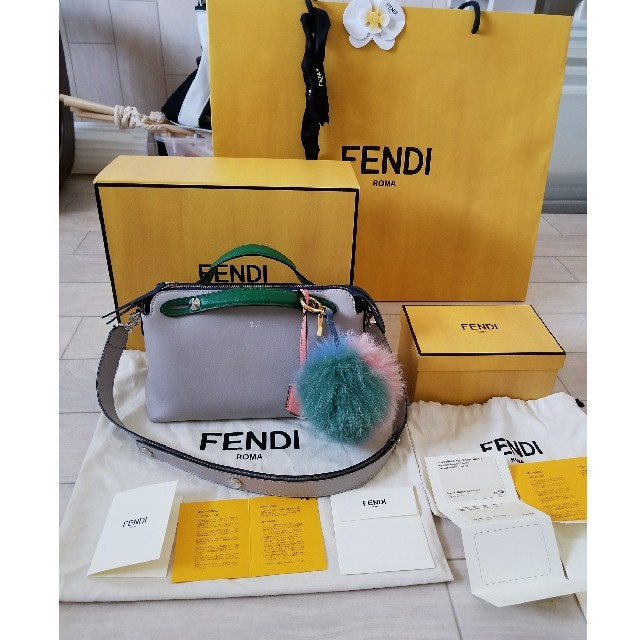 FENDI(フェンディ)の【専用出品】 レディースのバッグ(ハンドバッグ)の商品写真