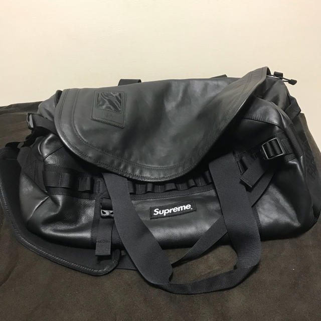 新作入荷!!】 supreme Supreme TNF leather duffle camp base バッグパック/リュック 