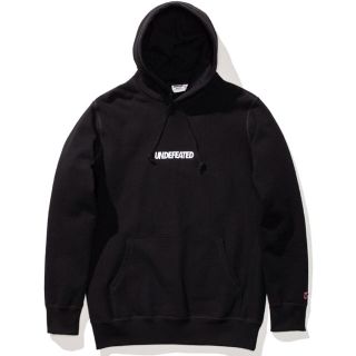 アンディフィーテッド(UNDEFEATED)のUNDEFEATED パーカー ブラック購入後試着のみ XLサイズ(パーカー)