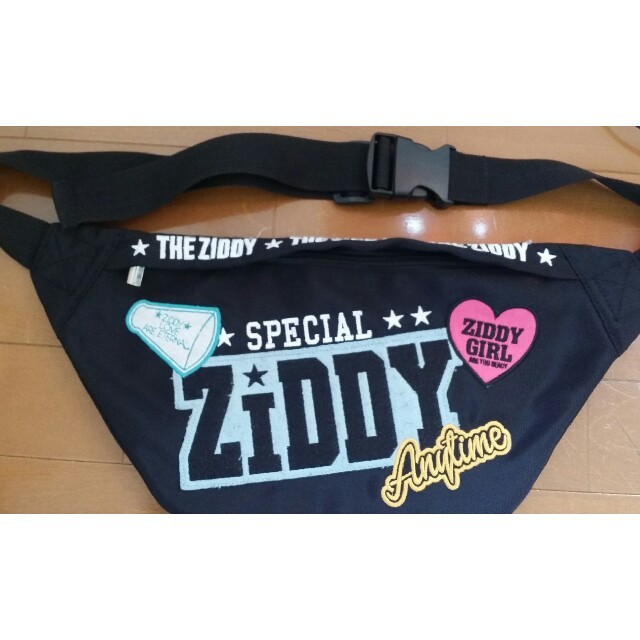 ZIDDY(ジディー)のZIDDY 斜めかけバッグ キッズ/ベビー/マタニティのこども用バッグ(その他)の商品写真