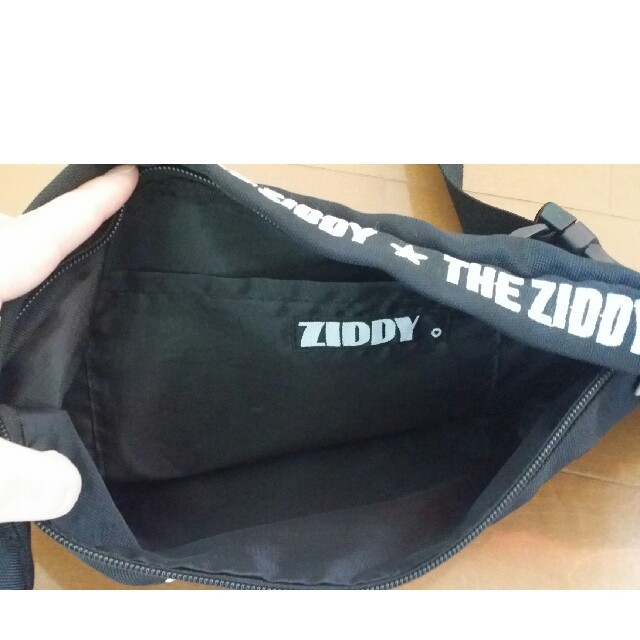 ZIDDY(ジディー)のZIDDY 斜めかけバッグ キッズ/ベビー/マタニティのこども用バッグ(その他)の商品写真