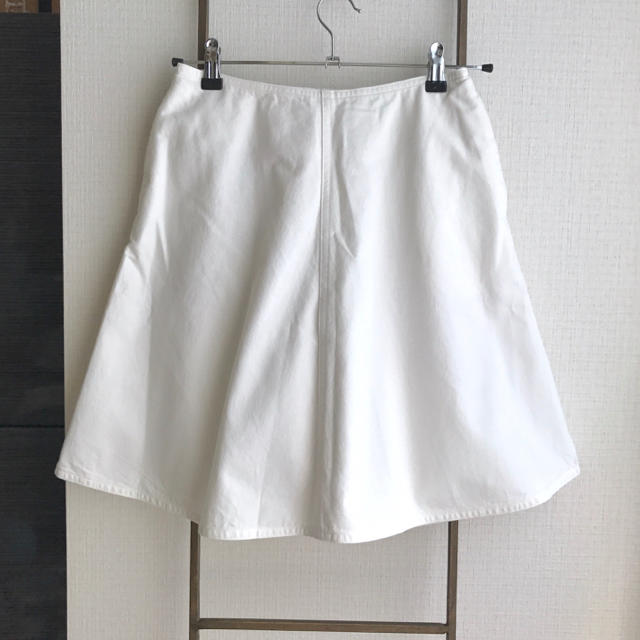 TOMORROWLAND(トゥモローランド)のMACPHEE スカート レディースのスカート(ひざ丈スカート)の商品写真