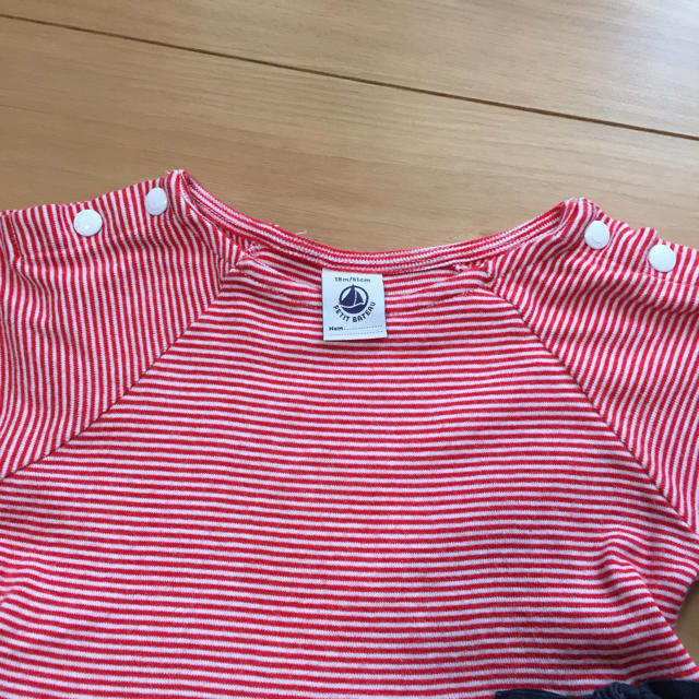 PETIT BATEAU(プチバトー)のプチバトー ストライプワンピース キッズ/ベビー/マタニティのベビー服(~85cm)(ワンピース)の商品写真