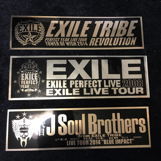 EXILE TRIBE(エグザイル トライブ)のEXILE  TRIBE  ゴールドステッカー エンタメ/ホビーのタレントグッズ(ミュージシャン)の商品写真