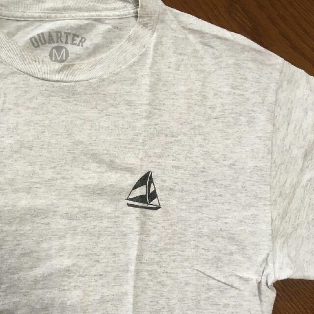 adidas(アディダス)のquatersnacks  tシャツ メンズのトップス(Tシャツ/カットソー(半袖/袖なし))の商品写真