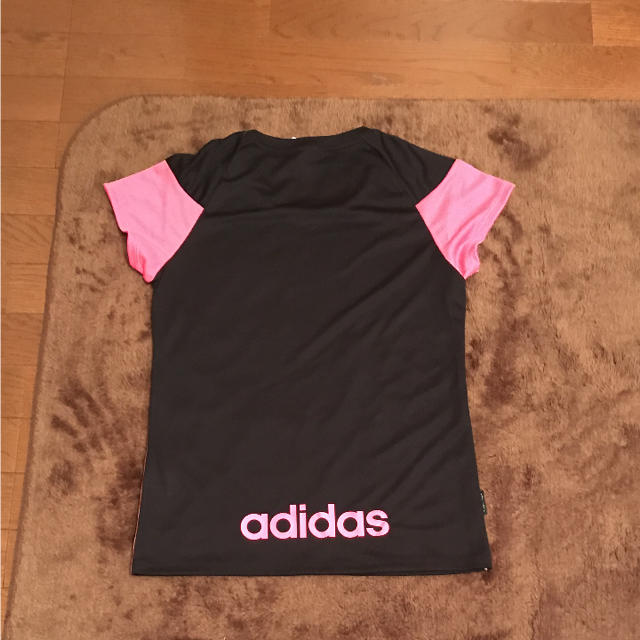 adidas(アディダス)の未使用 adidasメッシュTシャツ黒 レディースのトップス(Tシャツ(半袖/袖なし))の商品写真