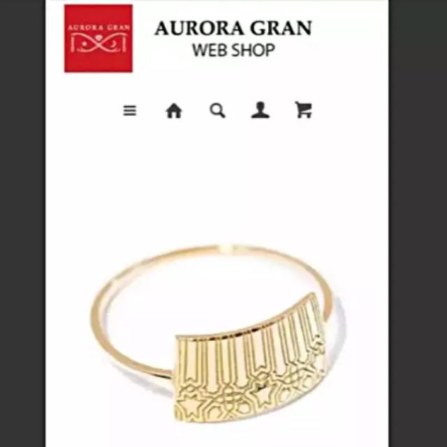 AURORA GRAN(オーロラグラン)の期間限定お値下げ❣️新品♡18k アルハンブラリング レディースのアクセサリー(リング(指輪))の商品写真