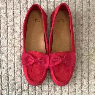 アグ(UGG)の★最終セール★UGG リボンスリッポン モカシン(スリッポン/モカシン)