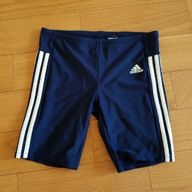 adidas(アディダス)のアディダス子供水着 キッズ/ベビー/マタニティのキッズ服男の子用(90cm~)(水着)の商品写真