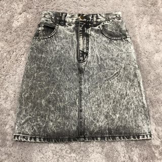 ゲス(GUESS)のGUESS デニムスカート(ひざ丈スカート)