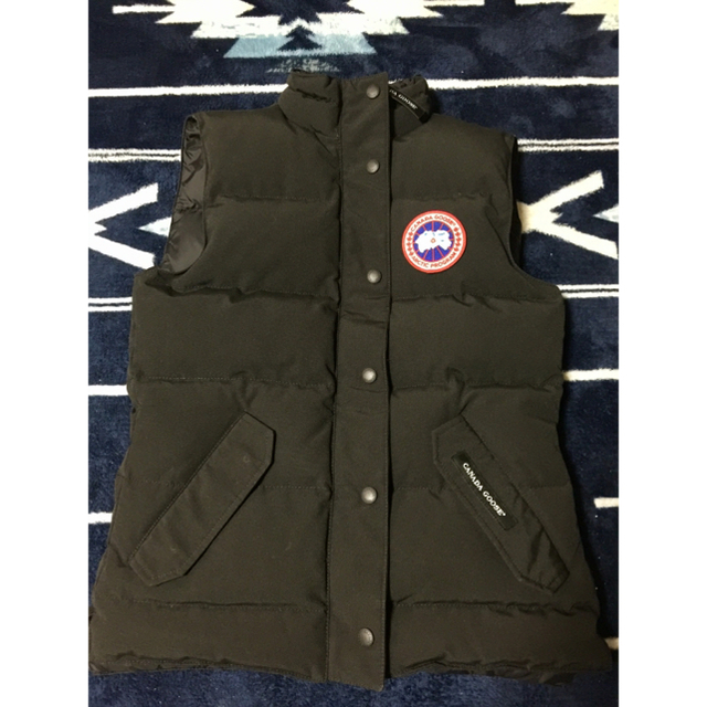 CANADA GOOSE(カナダグース)のカナダグース ベスト レディースのジャケット/アウター(ダウンベスト)の商品写真