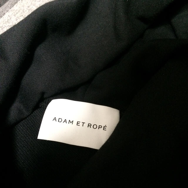 Adam et Rope'(アダムエロぺ)のフード付きトレーナー メンズのトップス(パーカー)の商品写真