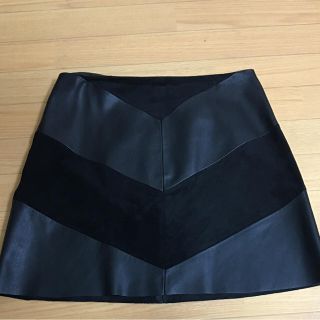 ザラ(ZARA)のほろほろ様専用 ZARA スカート ブラック(ひざ丈スカート)