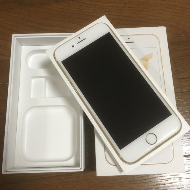 SIMフリー iPhone6s 16GB ゴールドのサムネイル