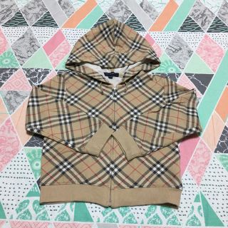 バーバリー(BURBERRY)の【♡様専用】バーバリー チェック柄パーカー(ジャケット/上着)