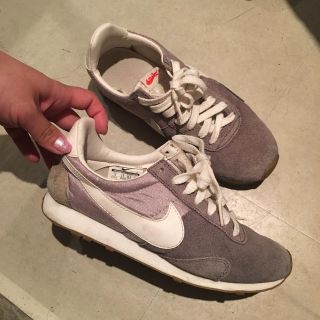 ナイキ(NIKE)のナイキ NIKE mila owen 雑誌決済(スニーカー)