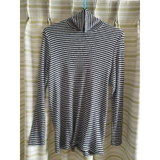 ユニクロ(UNIQLO)の【中古】UNIQLO タートルネック ボーダー(カットソー(長袖/七分))