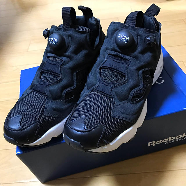 Reebok インスタ ポンプフューリー靴/シューズ