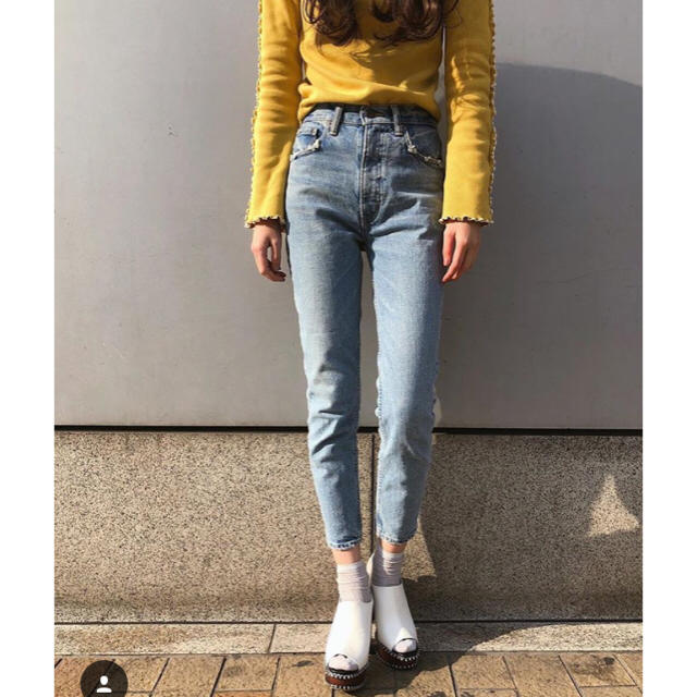 moussy(マウジー)の完売26♡神デニム♡MOUSSY MVS skinnyマウジー新作スキニーデニム レディースのパンツ(デニム/ジーンズ)の商品写真