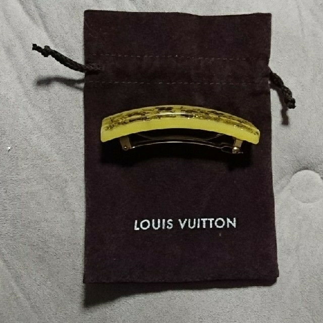 LOUIS VUITTON(ルイヴィトン)のもも様専用新品LOUIS VUITTONバレッタ髪飾り レディースのヘアアクセサリー(バレッタ/ヘアクリップ)の商品写真