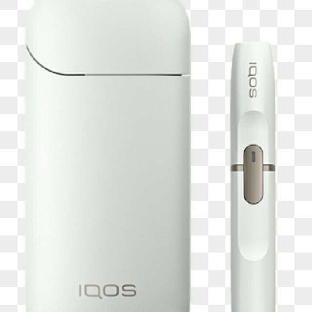 IQOS(アイコス)の【送料無料ホワイト１台】ＩＱＯＳアイコス2.4plus本体フルセット メンズのファッション小物(タバコグッズ)の商品写真