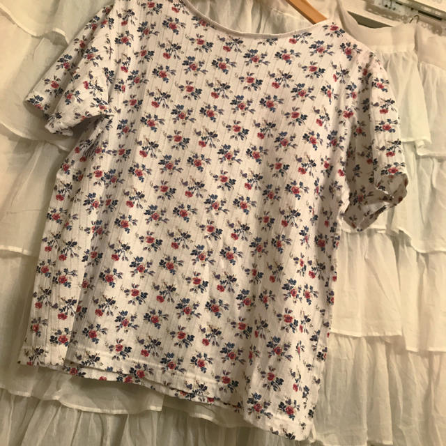 Lochie(ロキエ)のvintage 花柄T レディースのトップス(Tシャツ(半袖/袖なし))の商品写真