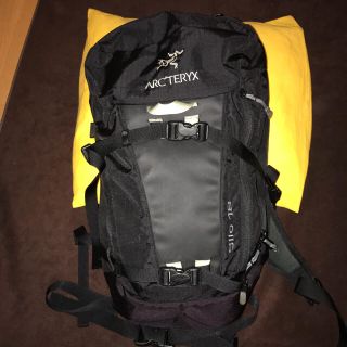 アークテリクス(ARC'TERYX)のアークテリクス  SIlo18 ほぼ未使用の美品です。(バッグパック/リュック)