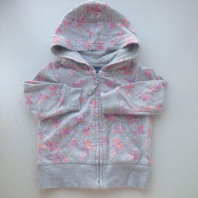 babyGAP(ベビーギャップ)のbabyGap 花柄パーカー キッズ/ベビー/マタニティのキッズ服女の子用(90cm~)(その他)の商品写真