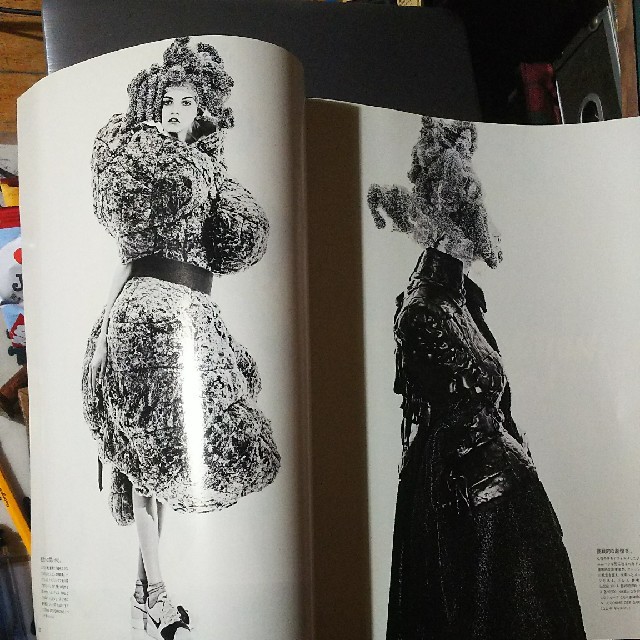 COMME des GARCONS(コムデギャルソン)のVOGUE 7月号 エンタメ/ホビーの雑誌(ファッション)の商品写真