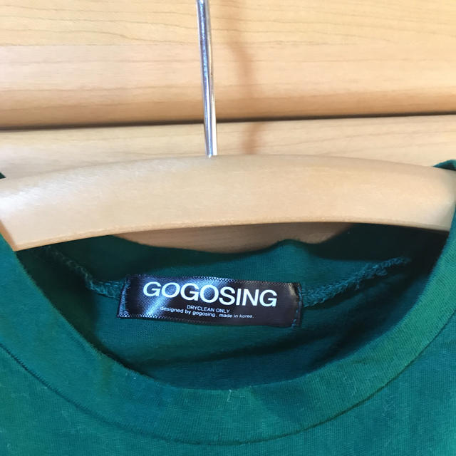 GOGOSING(ゴゴシング)のGOGOSING SEOUL Tシャツ レディースのトップス(Tシャツ(半袖/袖なし))の商品写真