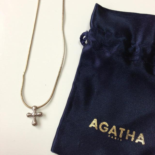 AGATHA(アガタ)のAGATHAクロスネックレス レディースのアクセサリー(ネックレス)の商品写真