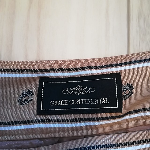 GRACE CONTINENTAL(グレースコンチネンタル)のグレースコンチネンタル　スカート レディースのスカート(ひざ丈スカート)の商品写真