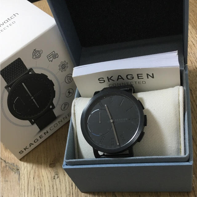 SKAGEN CONNECTED (スカーゲンスマートウォッチSKT1100)