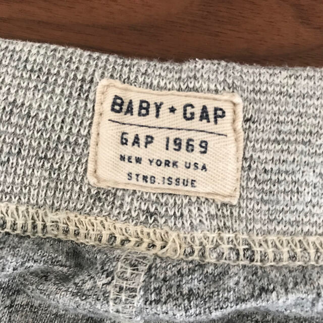 GAP(ギャップ)のBABY・GAPボトムス(50) キッズ/ベビー/マタニティのベビー服(~85cm)(パンツ)の商品写真