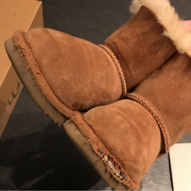 UGG(アグ)のアグ ムートンブーツ 15センチ キッズ/ベビー/マタニティのキッズ靴/シューズ(15cm~)(ブーツ)の商品写真