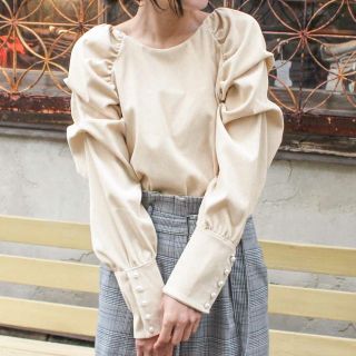 ザラ(ZARA)の❤︎ コーデュロイ パールスリーブブラウス ❤︎(シャツ/ブラウス(長袖/七分))