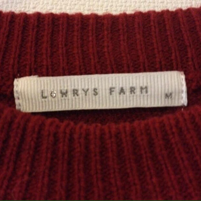 LOWRYS FARM(ローリーズファーム)のスクーター柄ボルドーニット レディースのトップス(ニット/セーター)の商品写真