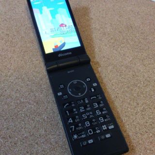 エヌティティドコモ(NTTdocomo)の【comarquee様専用！】 docomo FOMA SH-07F (携帯電話本体)