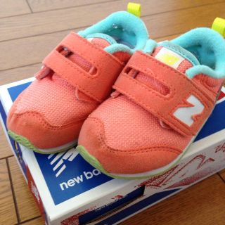 ニューバランス(New Balance)のあやんぷー様専用★ニューバランス キッズ スニーカー(スニーカー)