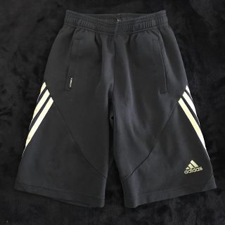 アディダス(adidas)のadidas ハーフパンツ キッズ140センチ (パンツ/スパッツ)