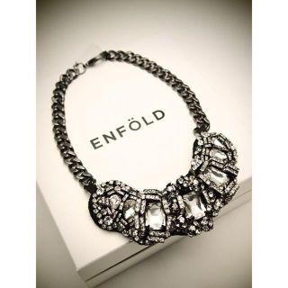 エンフォルド(ENFOLD)のENFOLD★クリアビジューネックレス　箱つき美品(ネックレス)