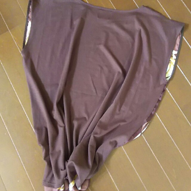 Bou Jeloud(ブージュルード)のスカーフおしゃれトップス レディースのトップス(カットソー(半袖/袖なし))の商品写真