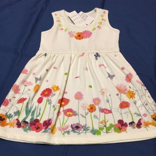 新品☆ 花柄ワンピース(ワンピース)